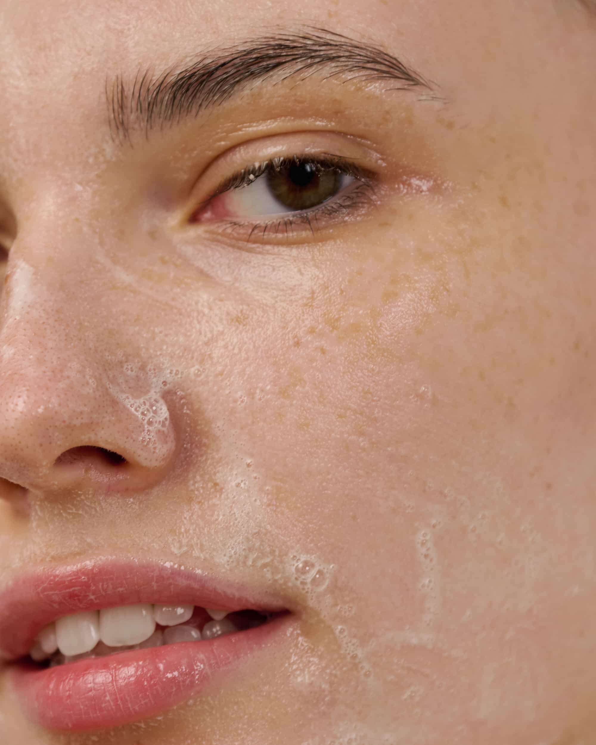 herbellis-mild-face-cleanser-soap-04